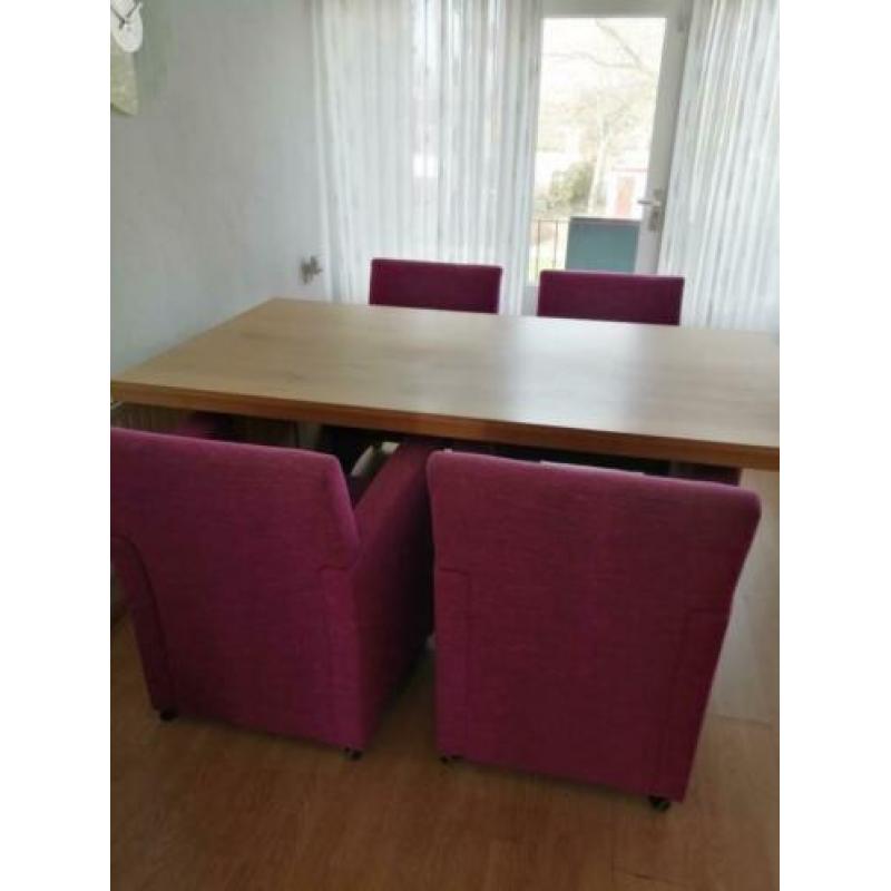 Eettafel (180 x 100) plus 4 eetkamerstoelen