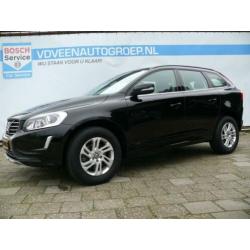 Volvo XC60 2.0 D3 FWD Momentum Afneembare Trekhaak, Navi, Cr