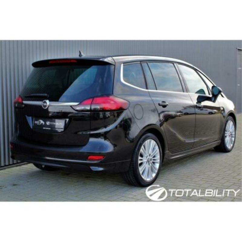Opel Zafira Tourer 1.6 CDTI Business+ € 13.950,00