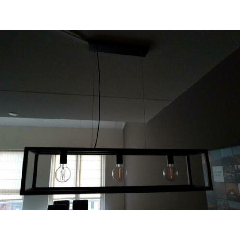 Hanglamp met 3 led bol lampen.  1 jaar oud!!