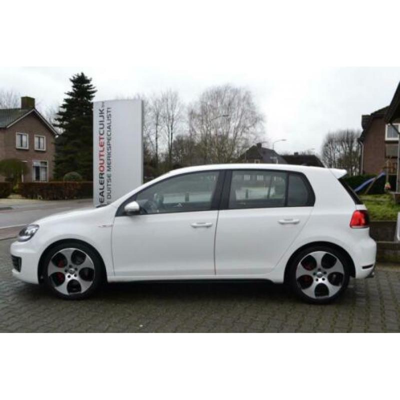 Volkswagen Golf 2.0 GTI Performance 5 Deurs Airco Navi Xenon
