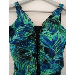 Maritim corrigerend badpak print groen blauw zwart maat 38B