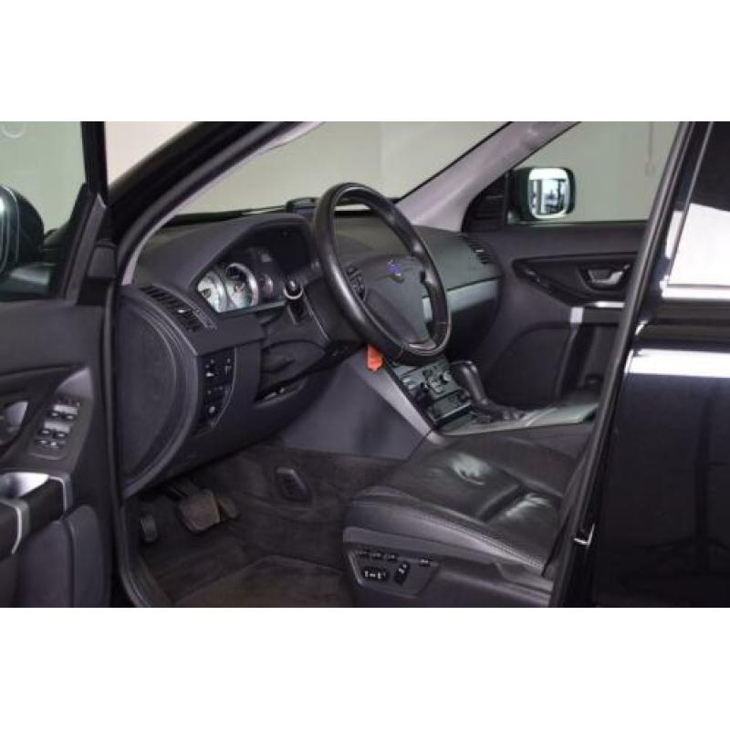 Volvo XC90 D5 AWD Limited Edition Grijs kenteken Automaat