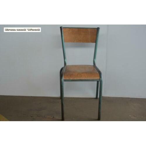 Groen blauwe oude industriele Mullca stoel /schoolstoel