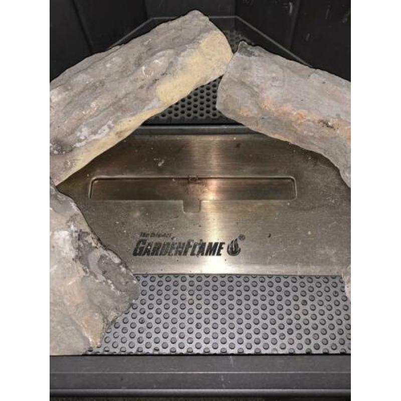 Zeer exclusieve open haard met zware ethanol brander.