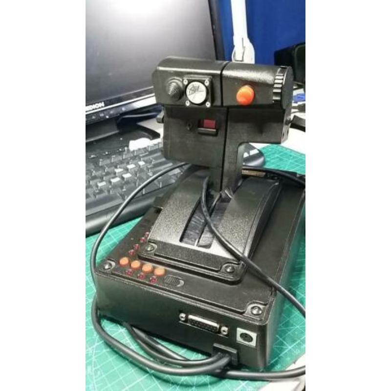 Suncom FSF throttle voor flight simulators