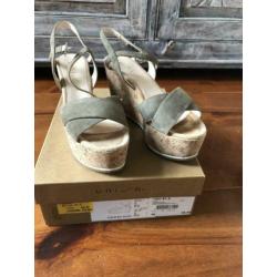 Unisa sleehak maat 40 suede taupe