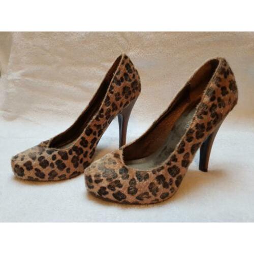 Panter pumps