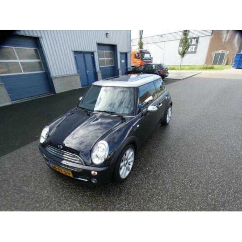 Mini Mini 1.6 Cooper Chili / Pano / Navi / Stoelverwarm / Pd