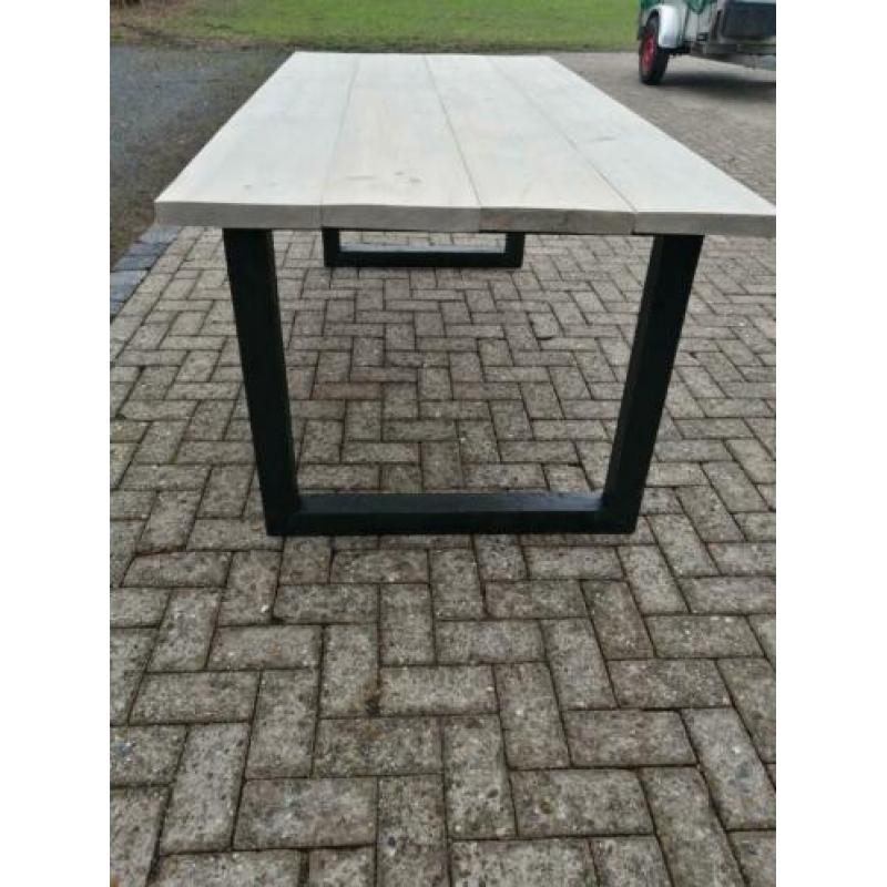NIEUW houten industriële eettafel