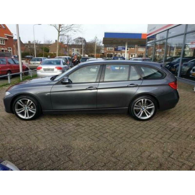 BMW 3-serie Touring 320d Executive