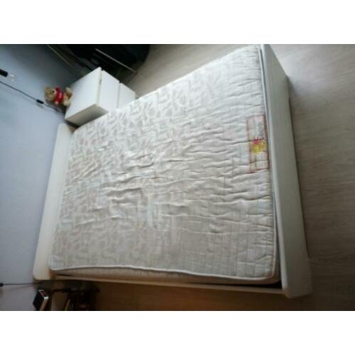 2 persoonsbed 200x140
