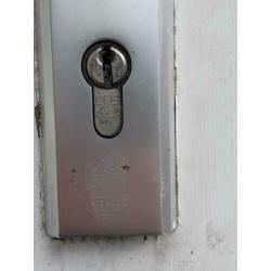 Buitendeur 2110 x 921 mm