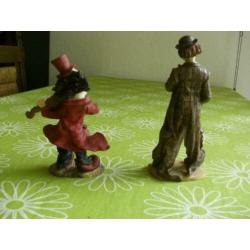 Leuke clown met viool ( ca 15 cm groot)