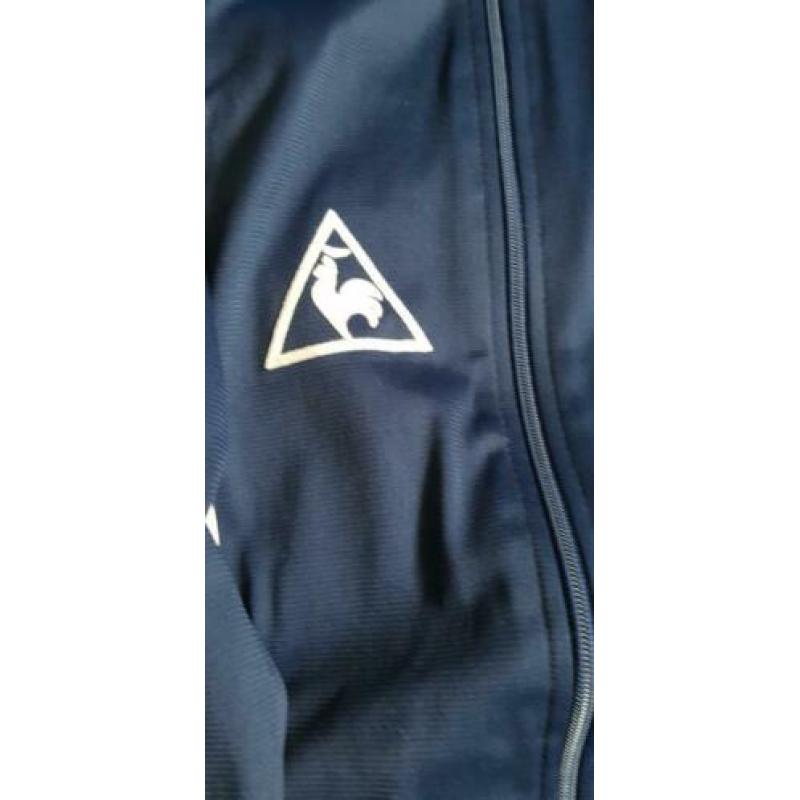 Voor de verzamelaar Ajax Le Coq Sportif blauw met accenten