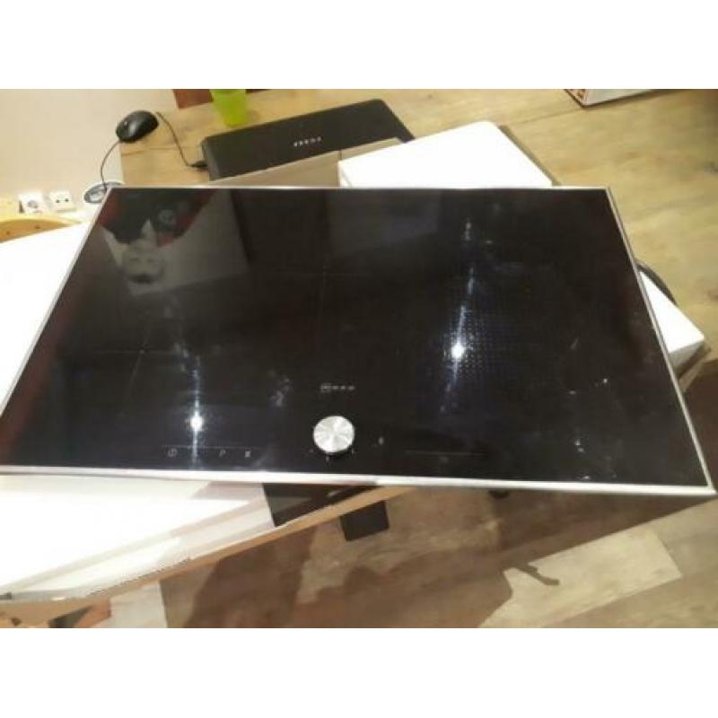 Neff T53T86N0 met schade
