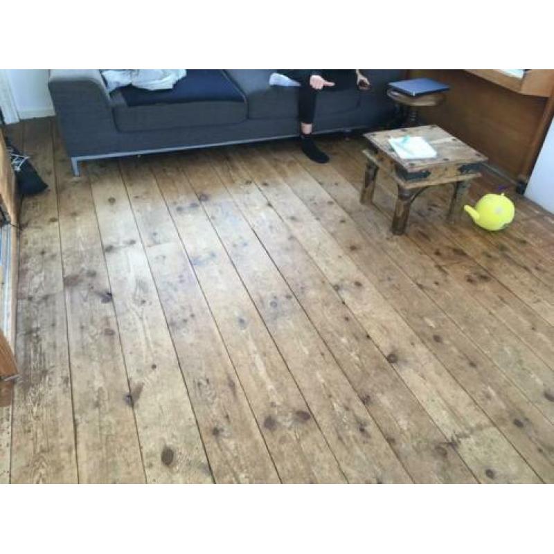 Grenen vloer 19m2