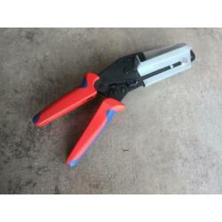 Knipex 95 02 21 plastic kabelgoot schaar / tang zgan