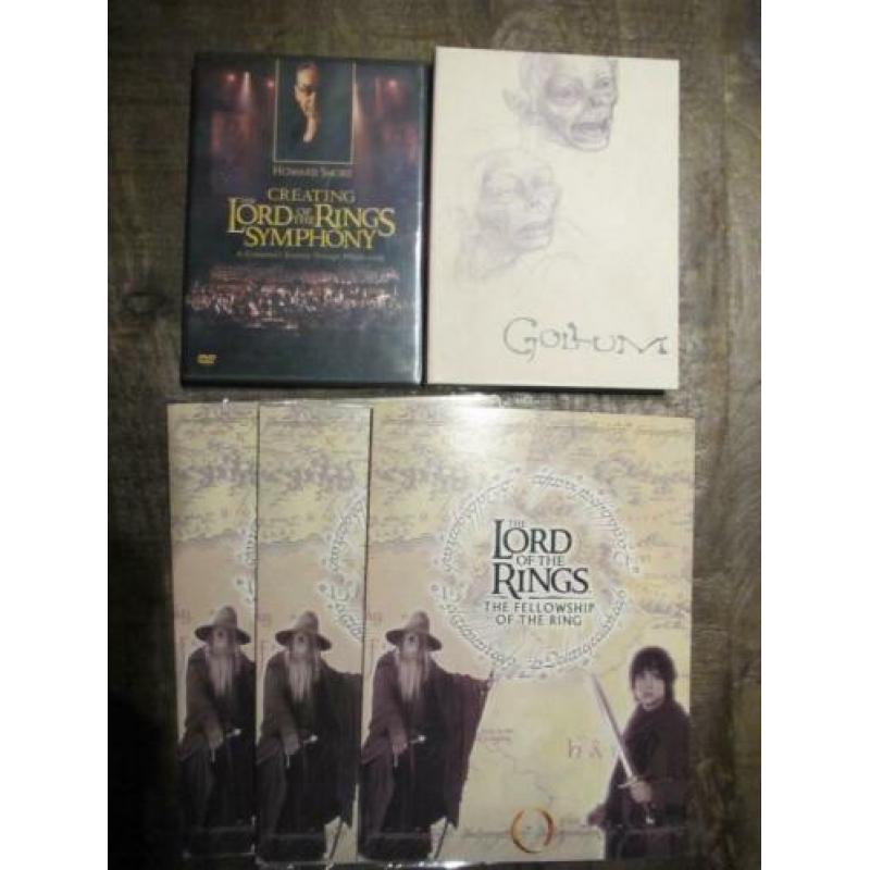 Lord of the rings 2 dvd's en 3 schrijfsets + 6 briefkaarten