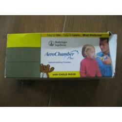 nieuw in doos: AeroChamber Plus met kindermasker, inhaler