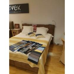 Avek ninety boxsprinset volledig nieuw