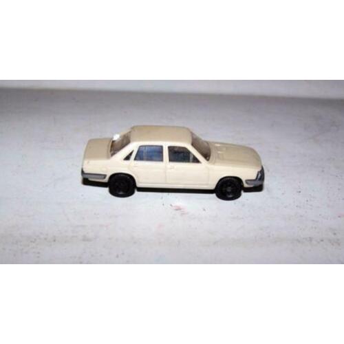 Vintage Fleischmann Audi 100. 1/87. Nwst.