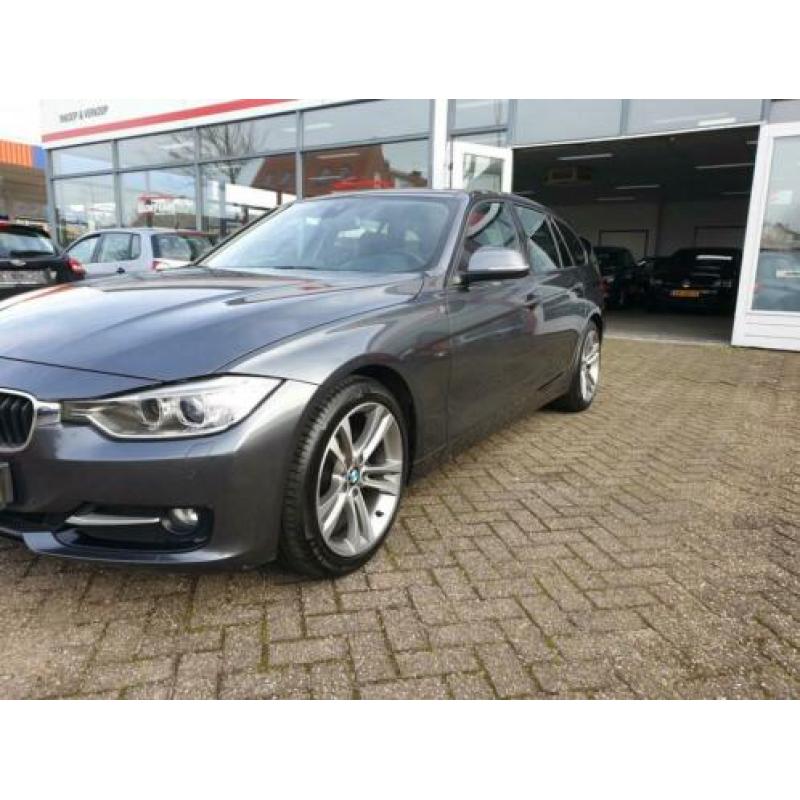 BMW 3-serie Touring 320d Executive