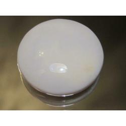 opruiming: 2x aparte edelsteen WITTE JADE (3) cabuchon