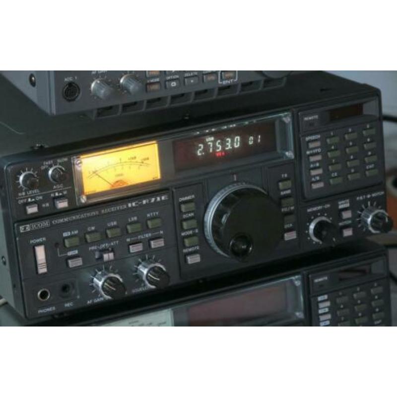 Icom R71E met de IK2RND board update.