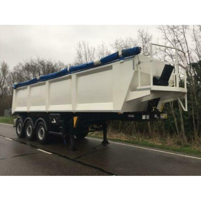 Stas Stas kipper 3 asser 30 kuub /Steel bucket/ LIKE NEW