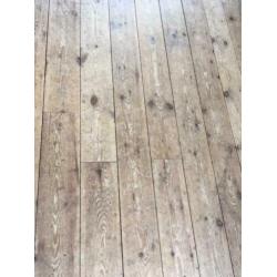 Grenen vloer 19m2