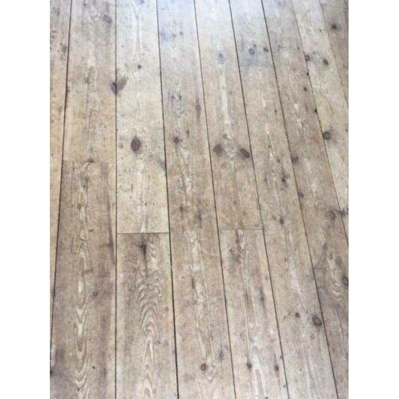 Grenen vloer 19m2