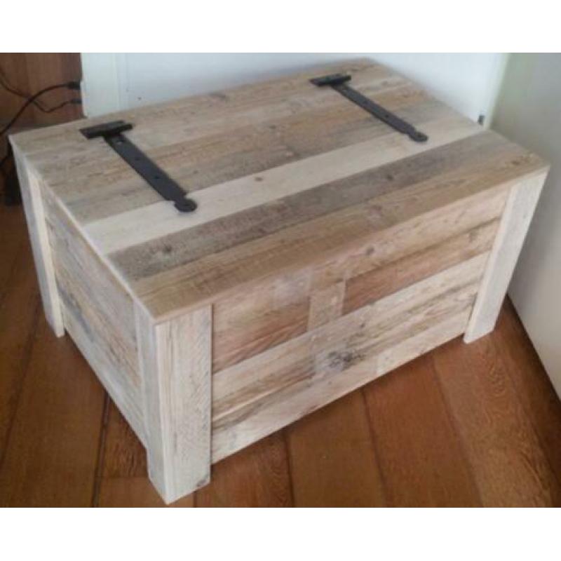 NIEUWE houten kist 85x55,5 cm, 45 cm hoog