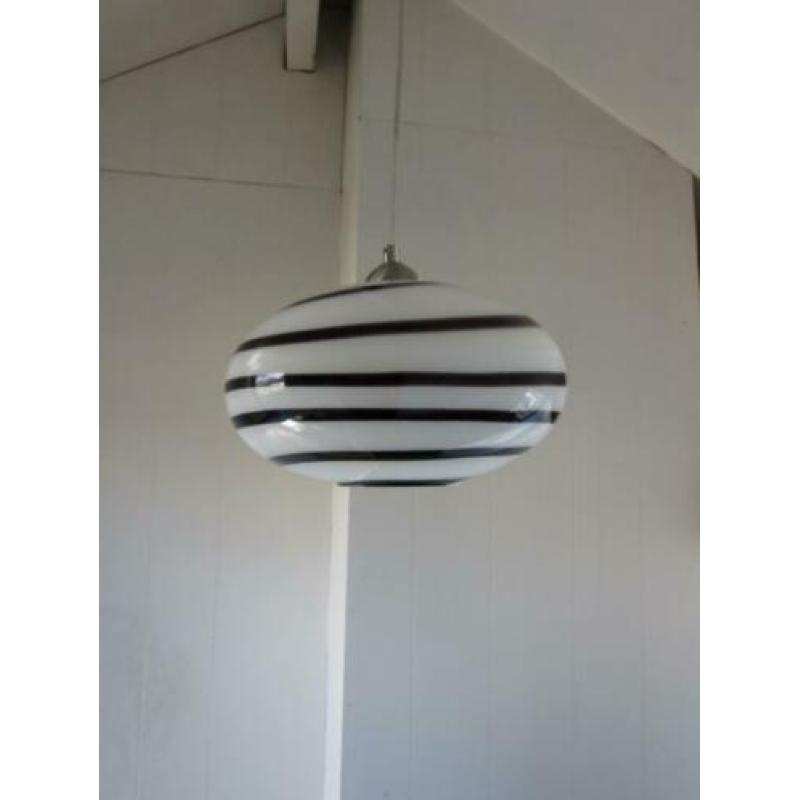 2x VandeHeg Zebra Swirl hanglampen (Ilu di vetro design ? )