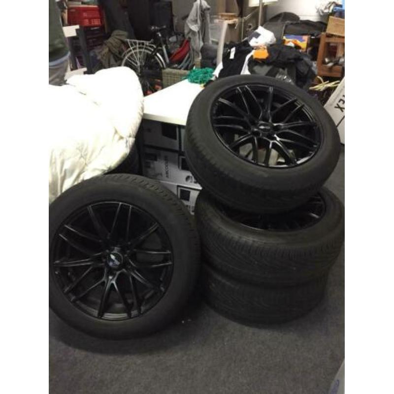 Zwarte 18inch velgen