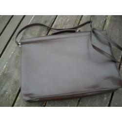 Leer leren schoudertas 41 x 28 cm donkerbruin