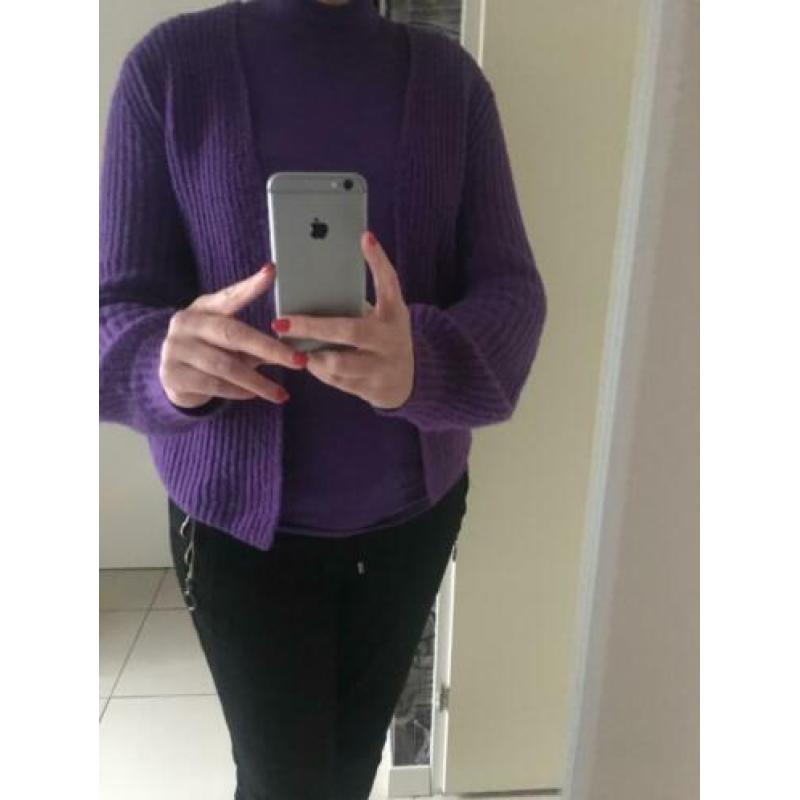 Esprit twinset in mooie kleur paars in maat L/XL.
