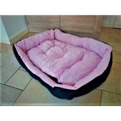 zwart roze hondenmand van € 30,00 voor € 22,50