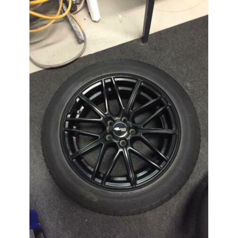 Zwarte 18inch velgen