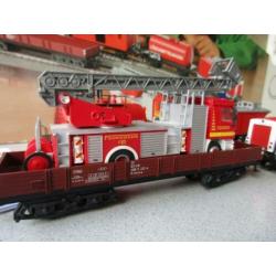 Marklin Brandweer set met digitale loc en wagons en wagen