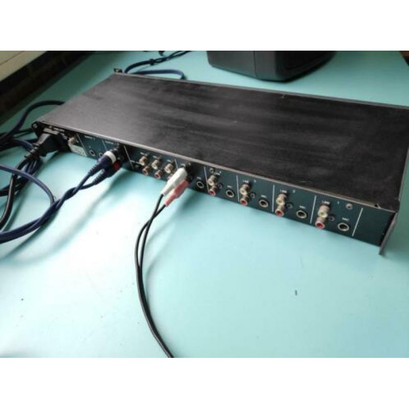 ECLER SAM 502 mixer