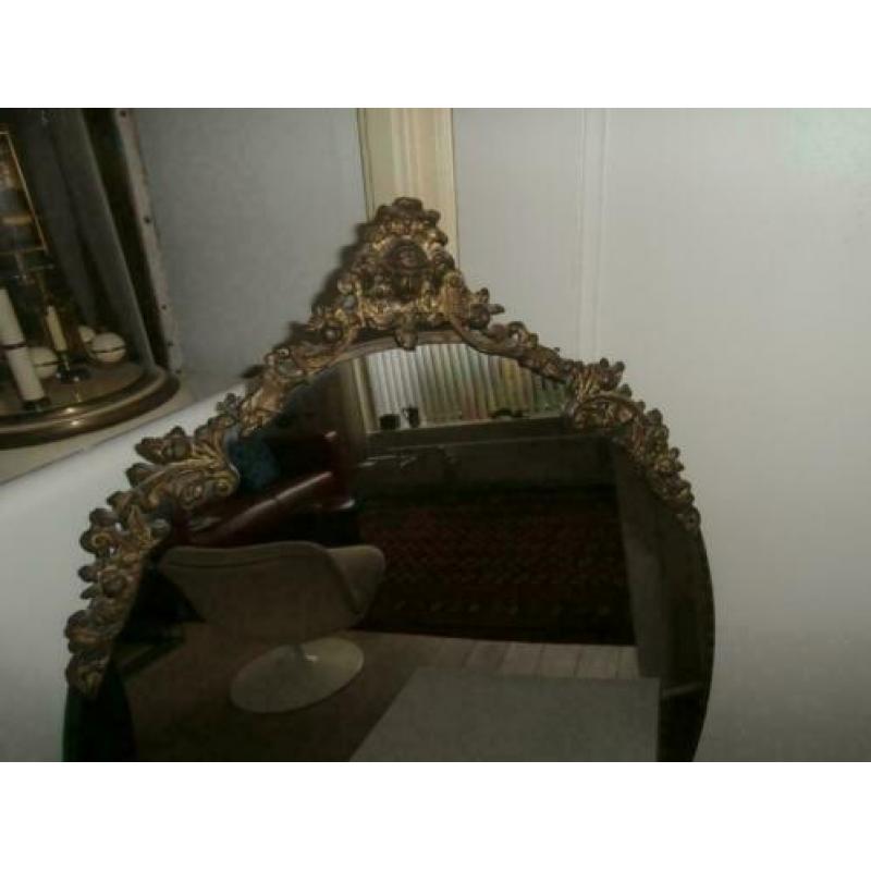 barok spiegel ovaal met kuif (engel) - koperen bewerkte rand