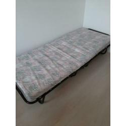 Logeerbed 190x 80 cm in zeer goede staat