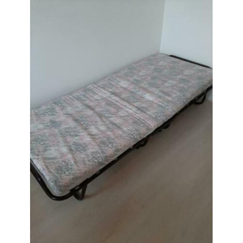 Logeerbed 190x 80 cm in zeer goede staat