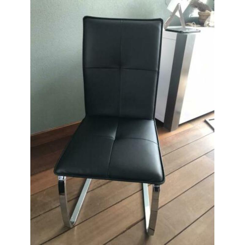 stoel eettafel eetkamertafelstoel zwart rvs zwevend greep