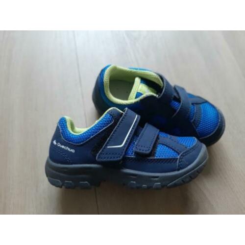 Nieuwe wandel bergschoenen van Quechua maat 25