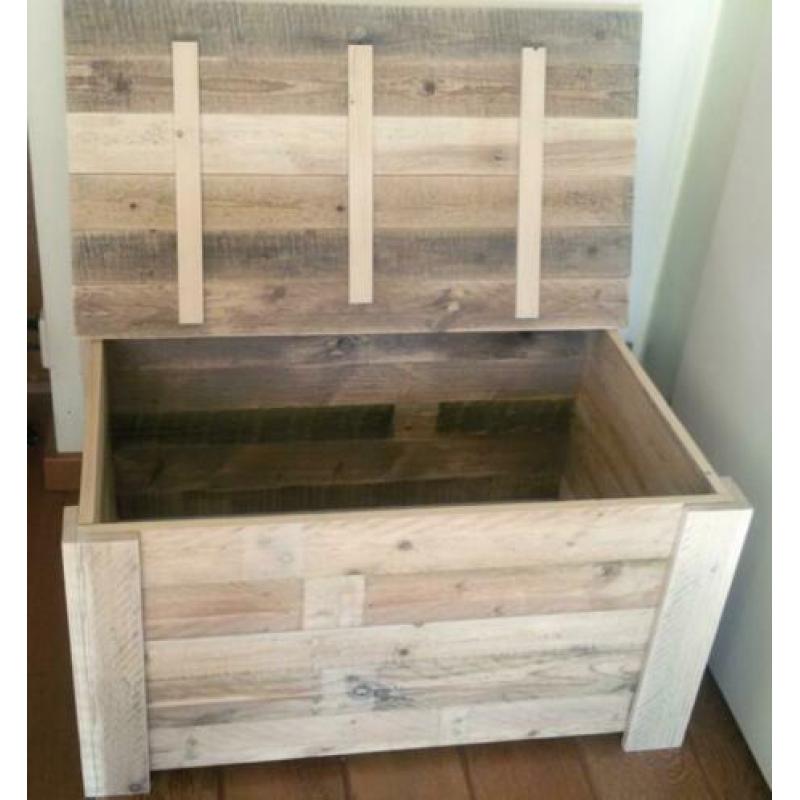 NIEUWE houten kist 85x55,5 cm, 45 cm hoog