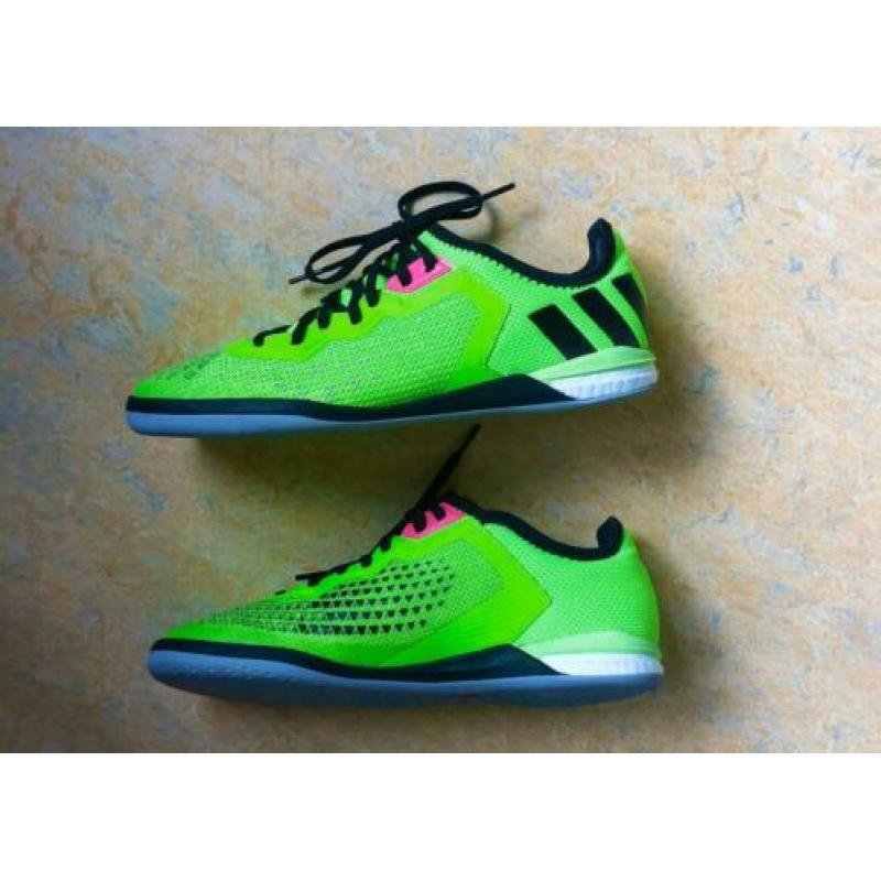 Pro Adidas zaalschoen / indoor / zaalvoetbalschoen / futsal