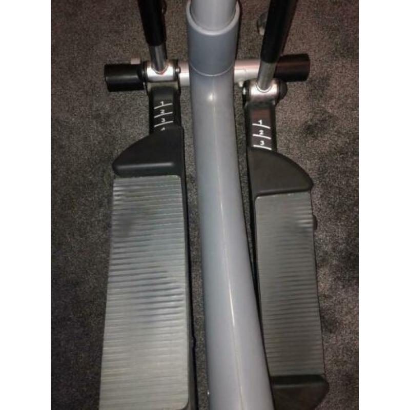 Crosstrainer Infinity x985 - gebruikt