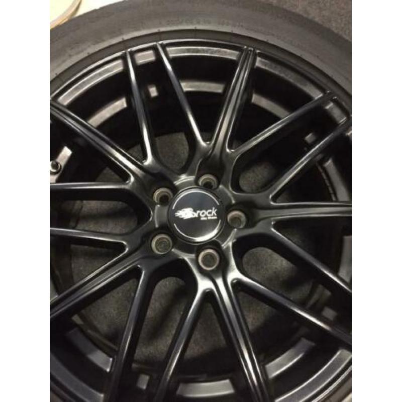 Zwarte 18inch velgen